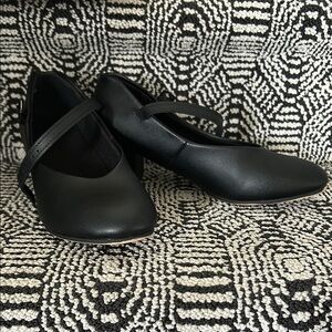 Women's Character Shoes-Size 5
